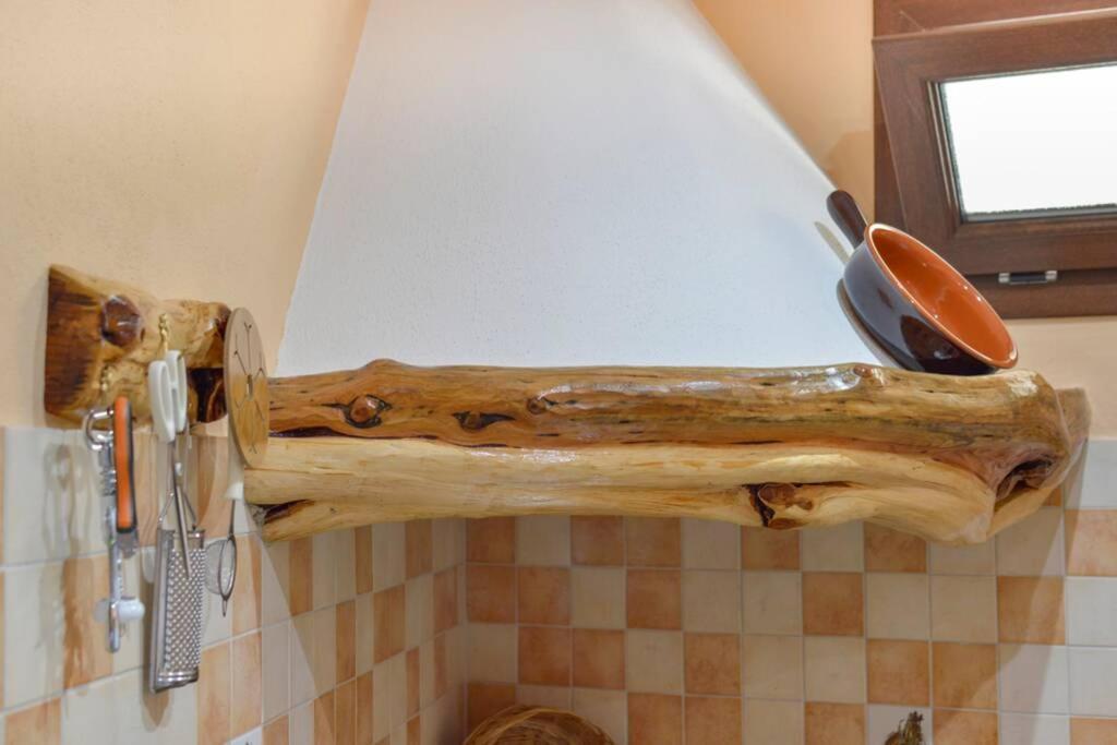 Appartamento Vista Incantevole Domm'E Orrosaria Baunei Bagian luar foto